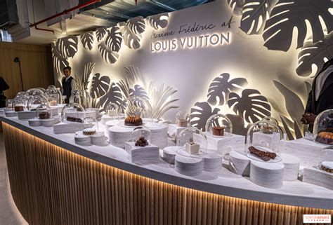 louis vuitton café paris|Louis Vuitton cafe collections.